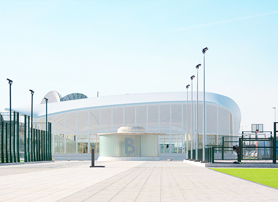 西班牙歐洲大西洋大學體育設(shè)施照明決方案